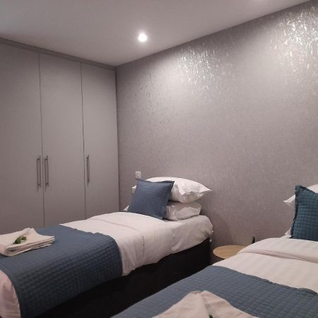 Apartments Heathrow - Hounslow Cranford Eksteriør bilde