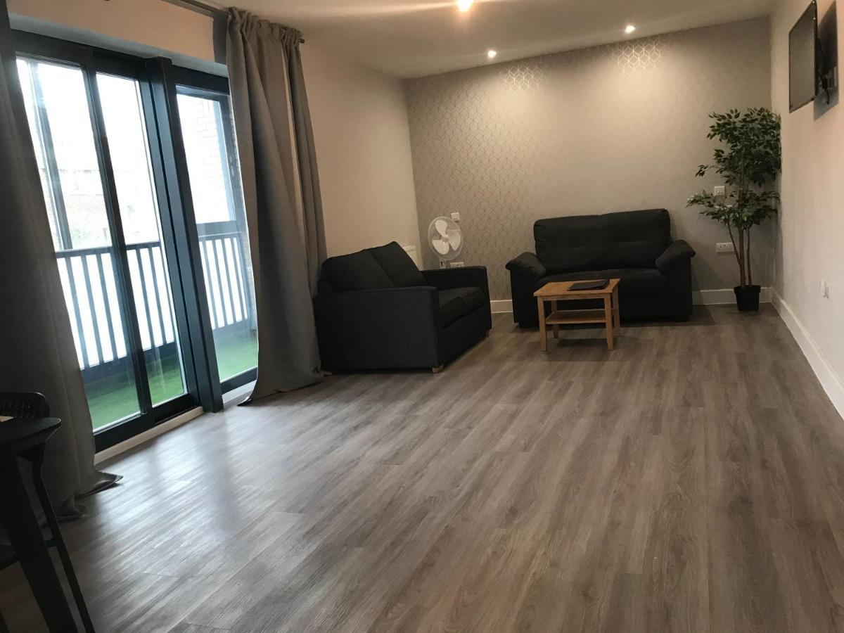Apartments Heathrow - Hounslow Cranford Eksteriør bilde