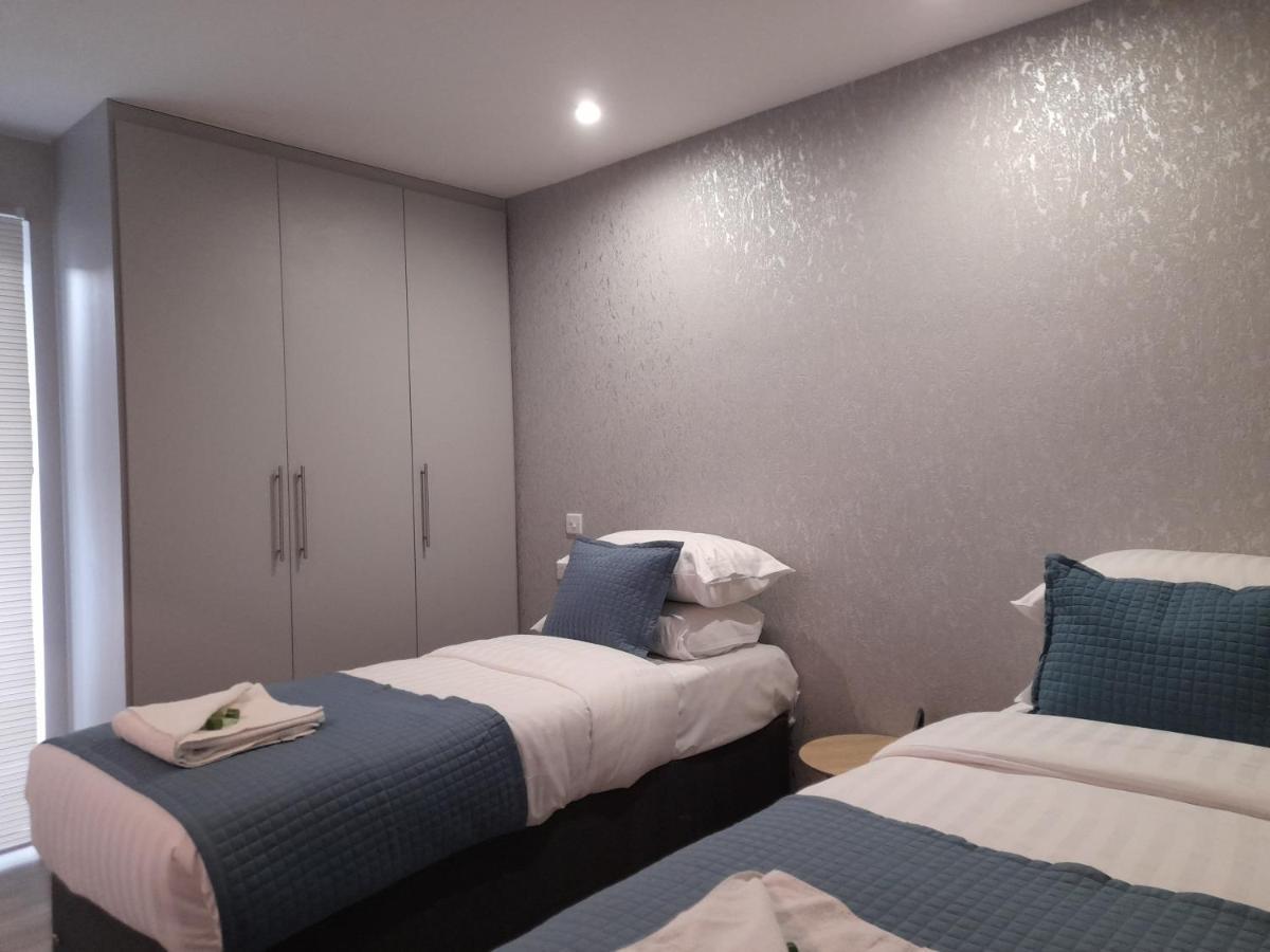 Apartments Heathrow - Hounslow Cranford Eksteriør bilde